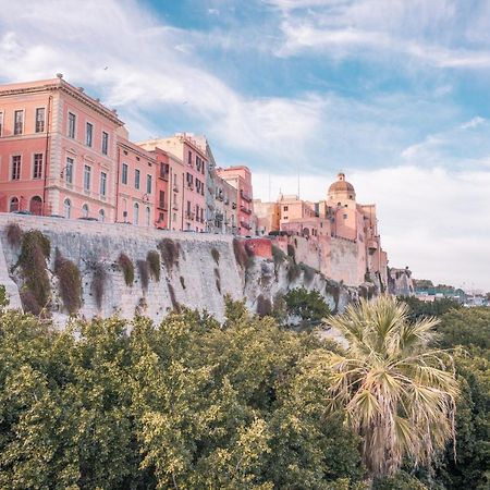 カリアリLe Scale Sul Porto . Marina Centro Storico. Acアパートメント エクステリア 写真