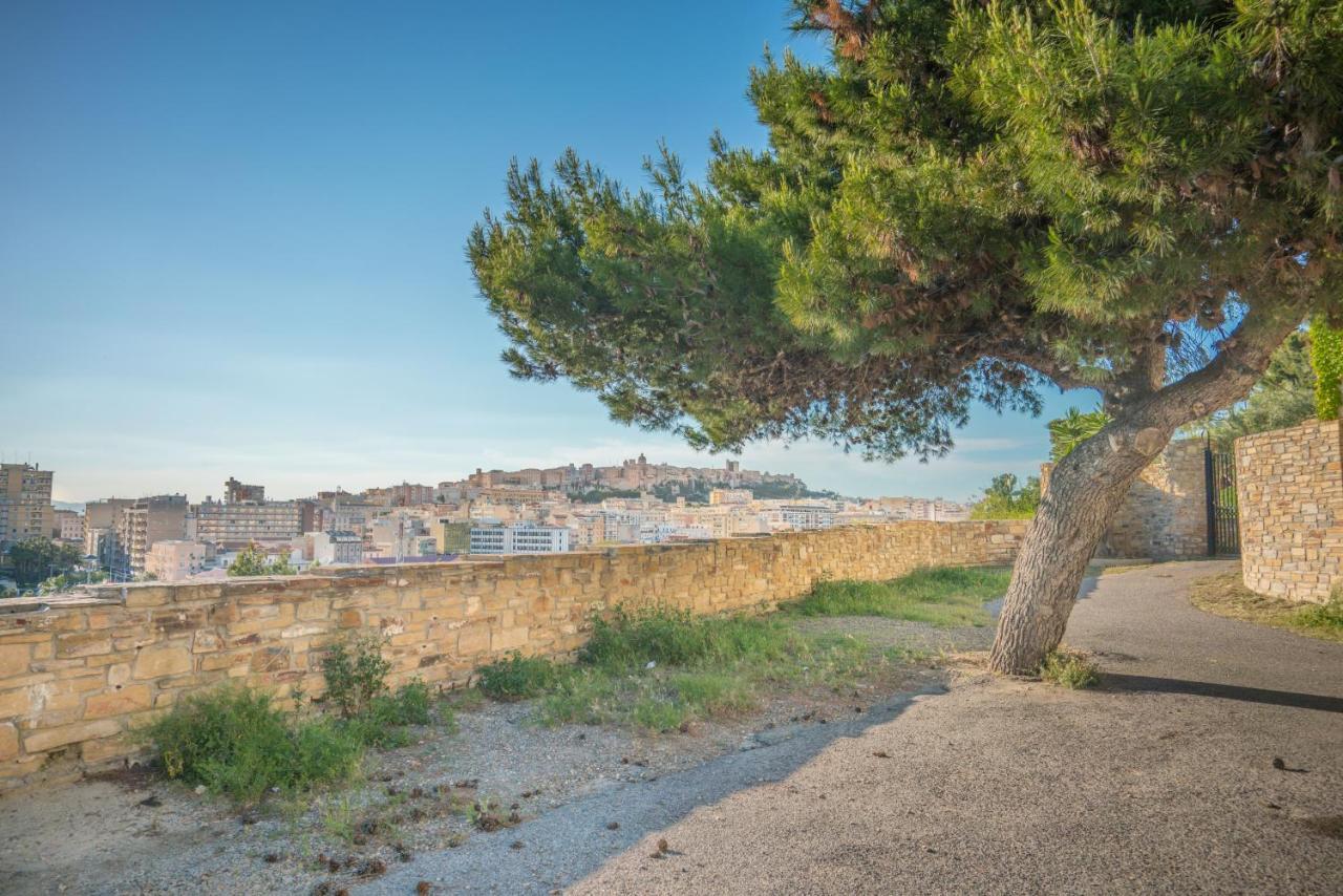 カリアリLe Scale Sul Porto . Marina Centro Storico. Acアパートメント エクステリア 写真