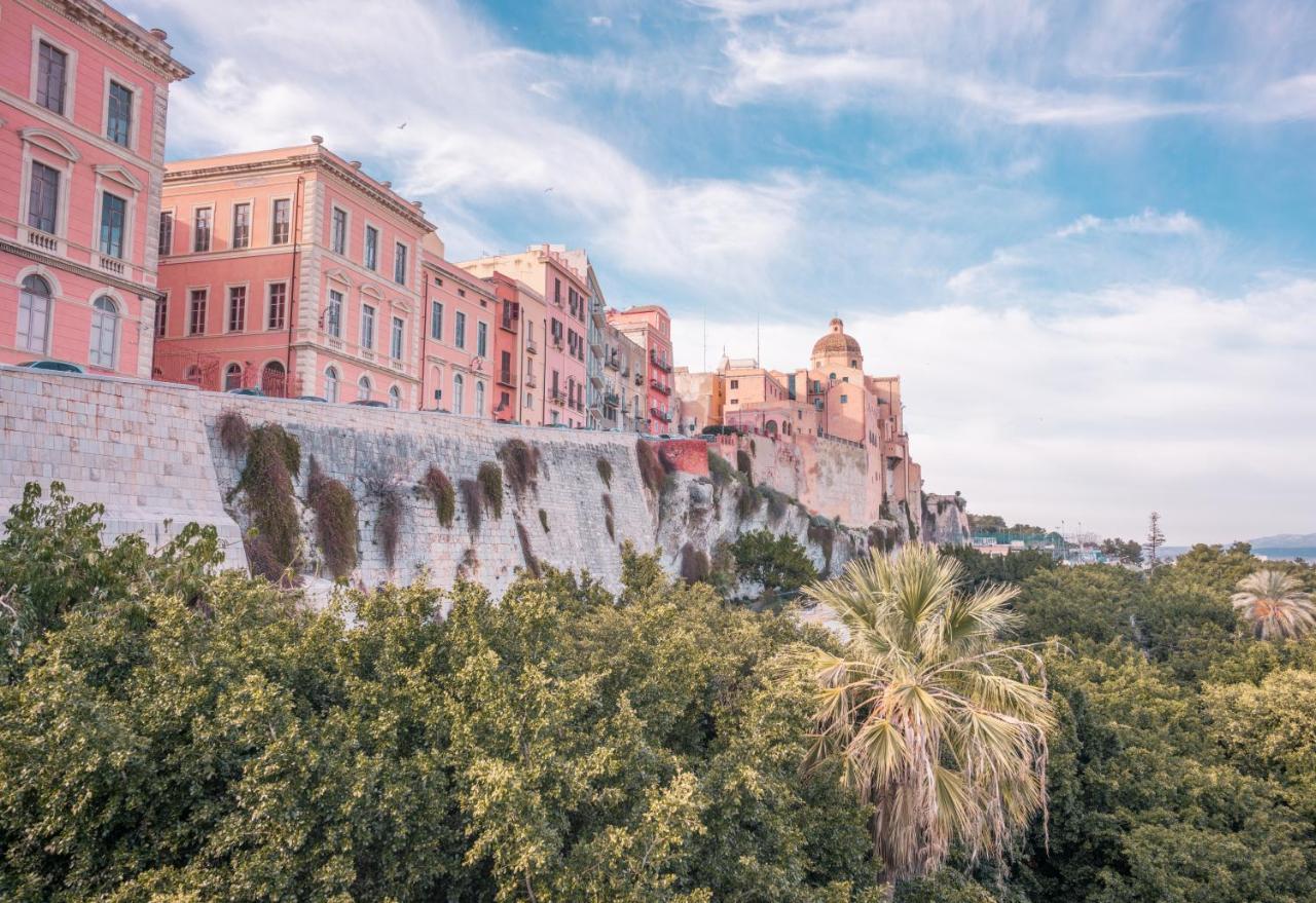 カリアリLe Scale Sul Porto . Marina Centro Storico. Acアパートメント エクステリア 写真