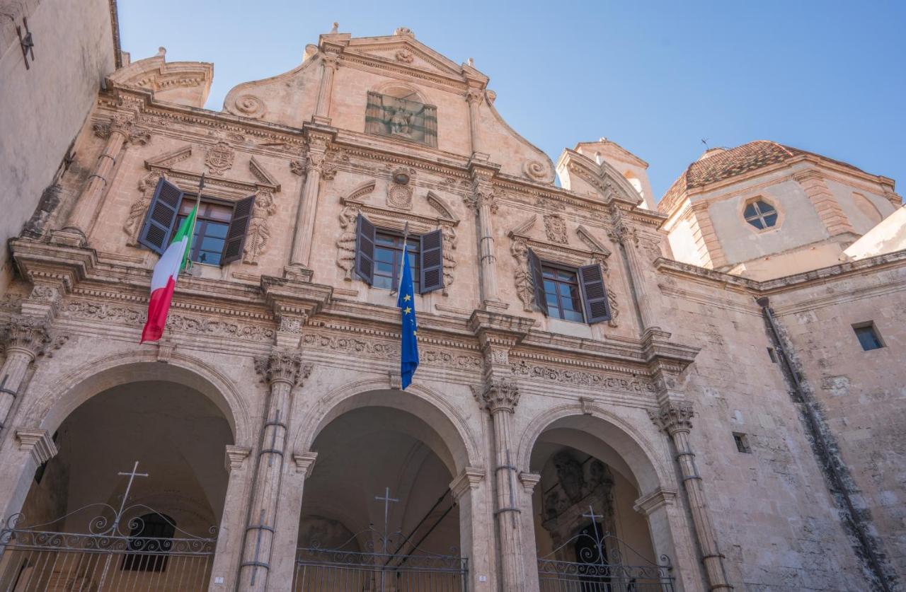 カリアリLe Scale Sul Porto . Marina Centro Storico. Acアパートメント エクステリア 写真